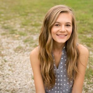 Meet your Posher, Brooke